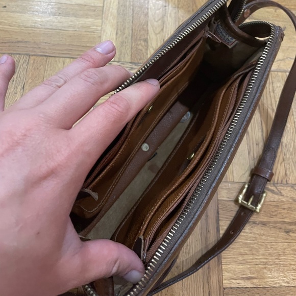 Dooney & Bourke purse - Picture 3 of 8